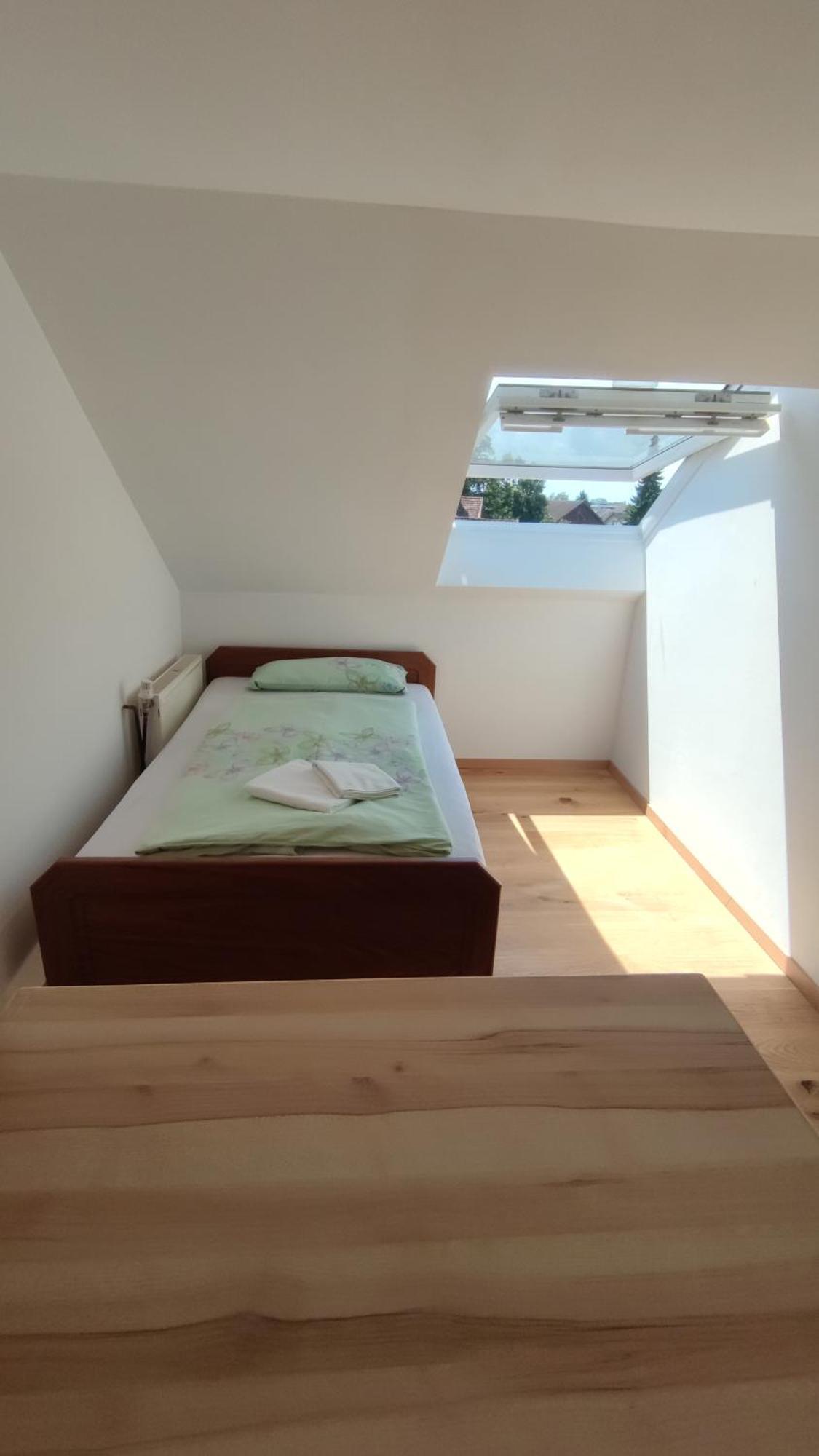 Traumurlaub Lauterach Habitación foto